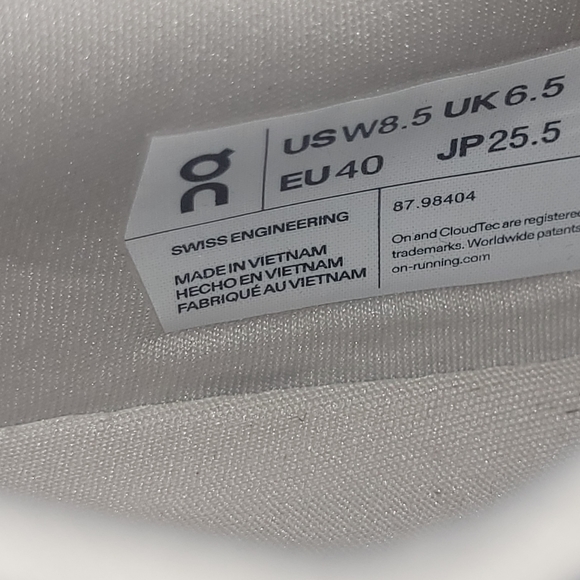 On Running casual sneakers Cloudrift size women's 8.5 color Metal/Navy - Picture 2 of 12